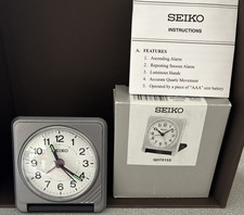 SEIKO TRAVEL ALARM CLOCK MODEL NO: QHT015S BOXED + BATTERY + INSTRUCTIONS