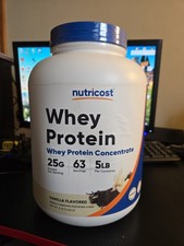 Nutricost Whey Protein Concentrate (Vanilla Flavor) 5LBS - Protein Powder