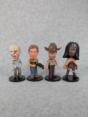 Funko The Walking Dead Mini Bobble Heads Wacky Wobbler Daryl Rick Michonne 3.5''