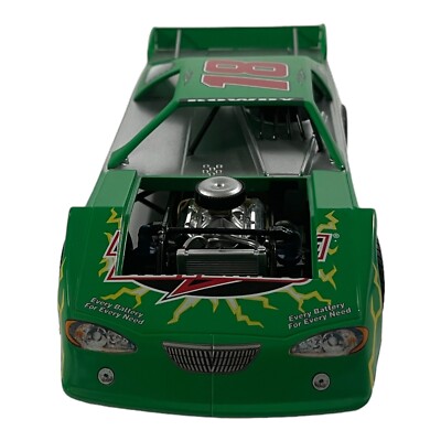 1:24 Scale Kyle Busch #18 Interstate Batteries Diecast Nascar Dirt