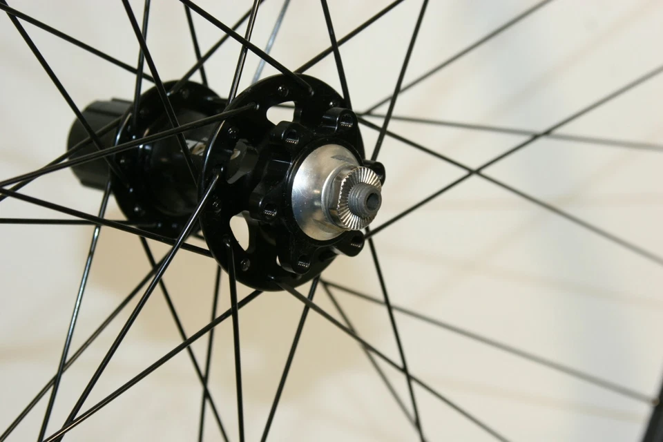 Oval 200 Disc 29 Inch Rear Wheel 8-9-10 sp 6 Bolt Oval Hub/Rim 135mm QR 32h R53 - Image 2 of 4