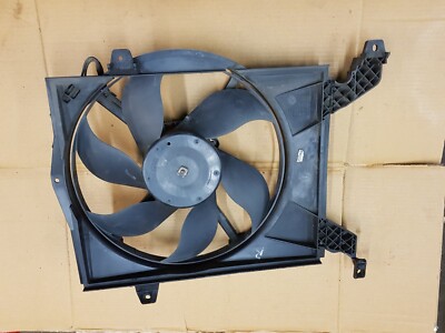 04 Mitsubishi Carisma 1.9 Diesle DID Engine Coolant Radiator Cooling Fan Rear
