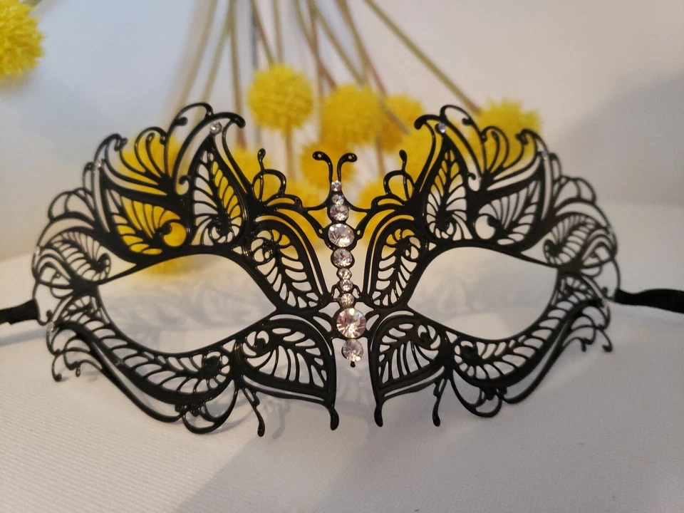 Women's Black Metal Venetian Masquerade Mask - ADJUSTABLE NWOT - Image 4 of 4