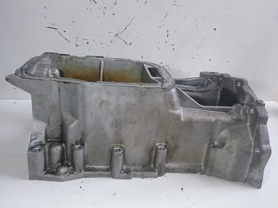 Toyota Prius 2010-2015 1,8 L híbrido motor superior cárter de aceite (4 cilindros) S25 Foto 4 de 4