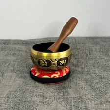 Tibetan Singing Bowl Set Small Brass Zen Meditation Bowl with Cushion & Mallet