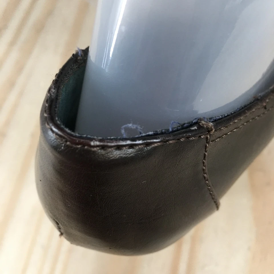 Tacones Mudd para mujer 7 M Comix Pump negro imitación cuero cómodo punta redonda gatito Foto 3 de 4