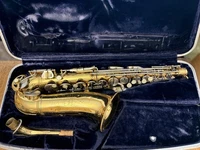 Vintage 1970s Conn 50M "Shooting Star" Alto Saxophone w/ Case