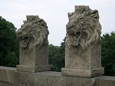 PAIR HUGE ETOSHA LION GATEKEEPERS STONE GARDEN STATUES