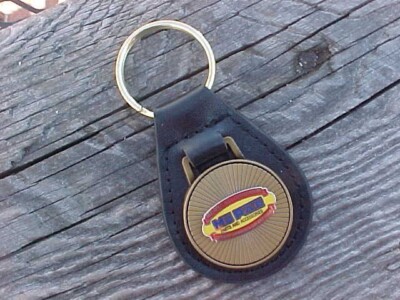 CHRYSLER MoPaR ACCESSORIES GOLD LEATHER KEY FOB NOS CUSTOM-MADE HI-QUALITY