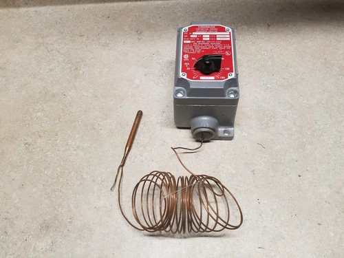 Chromalox PIT-15EP Temperature Control (Box45)