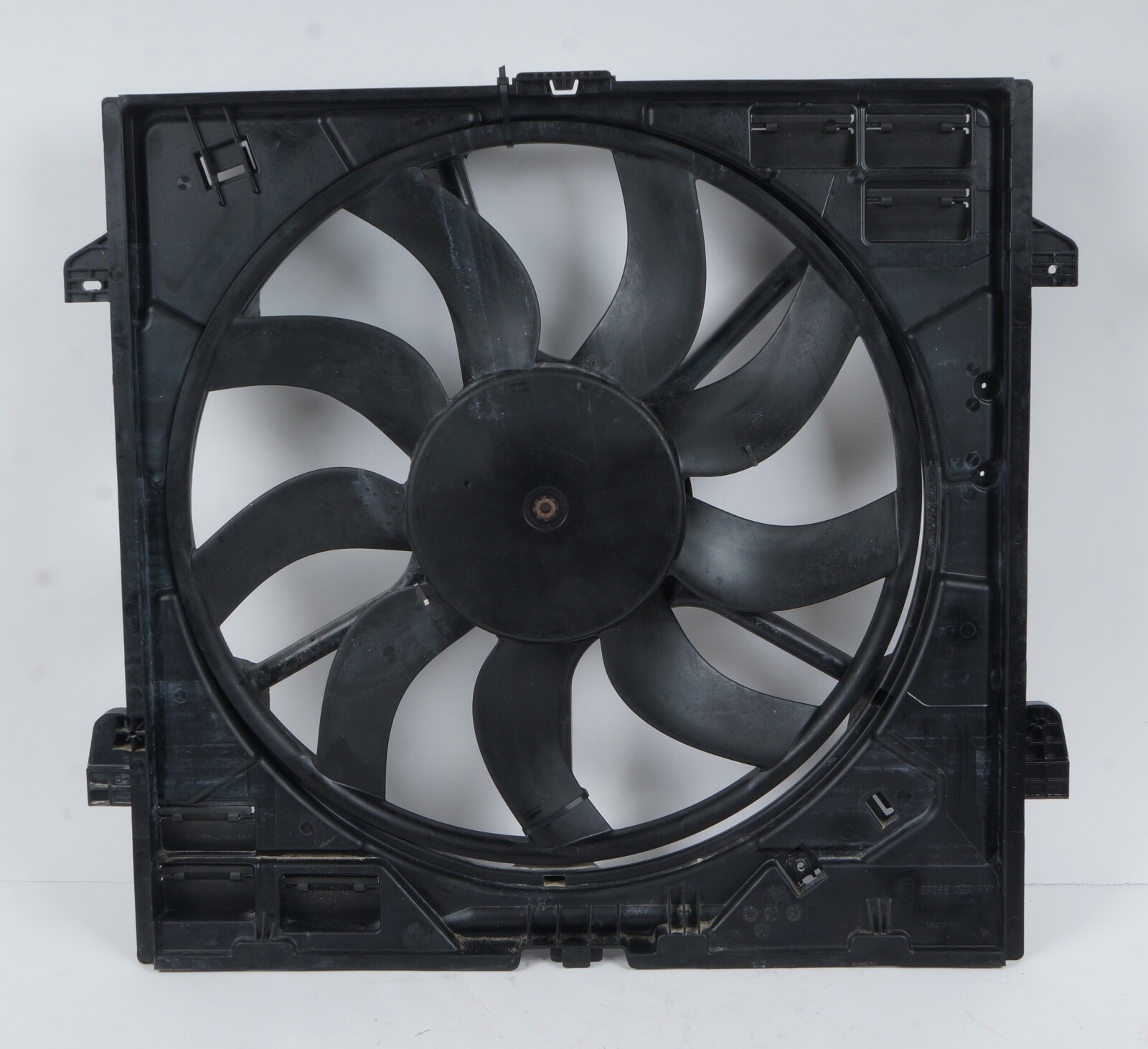 2010 - 2020 Bentley Mulsanne Engine Radiator Cooling Fan Blade Shroud NO MOTOR
