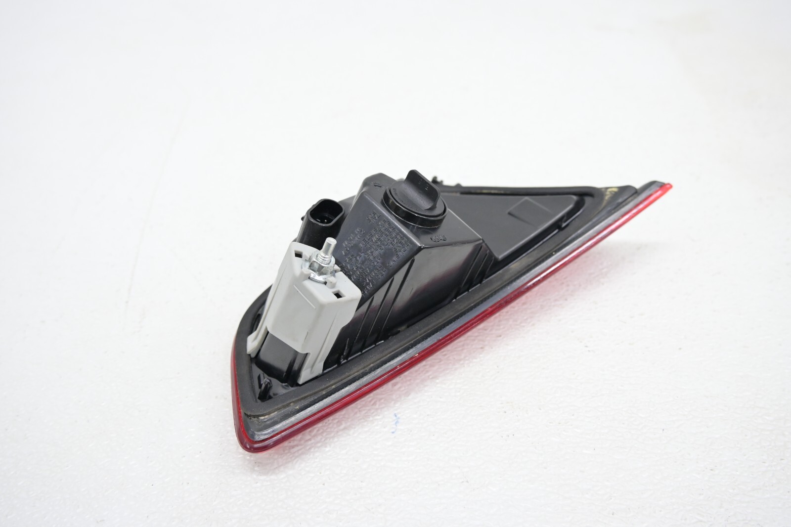 ⭐ 14-21 Maserati Ghibli Rear Right Inner Trunk Lid Taillight Light Lamp Oem