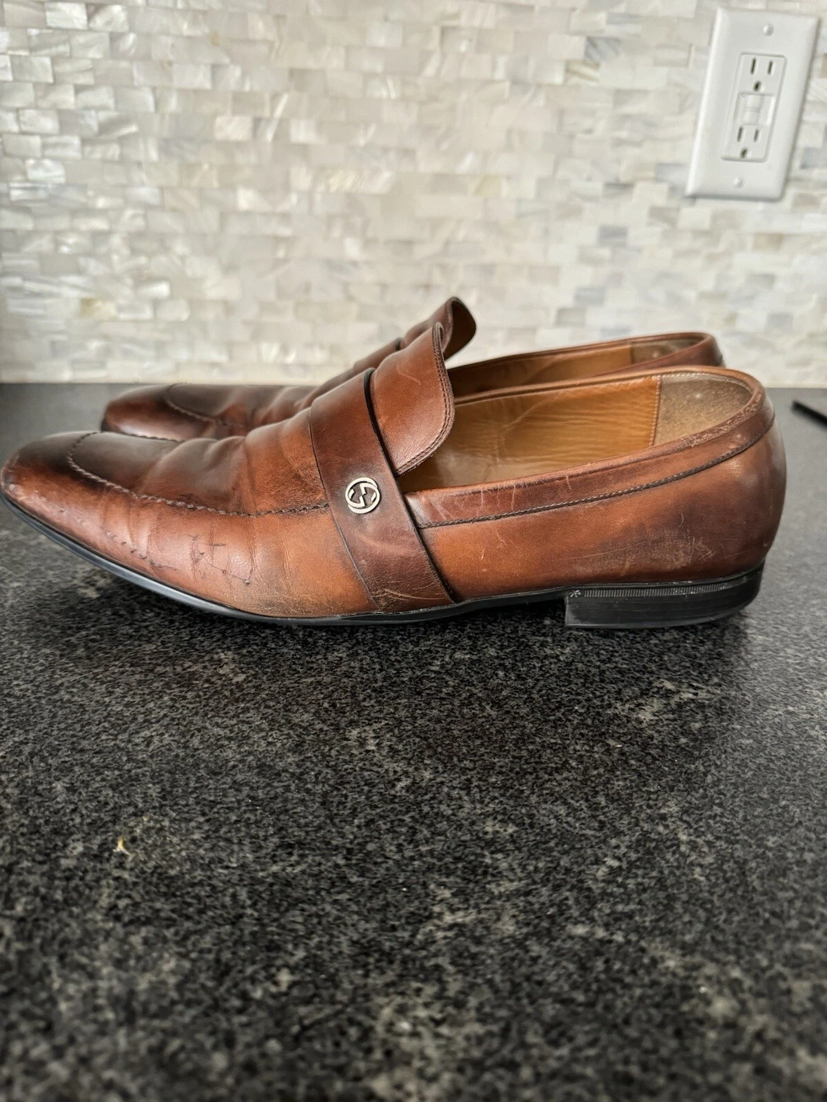 Authentique mocassin homme Gucci en cuir marron imbriqué G taille 9 = US 9,5