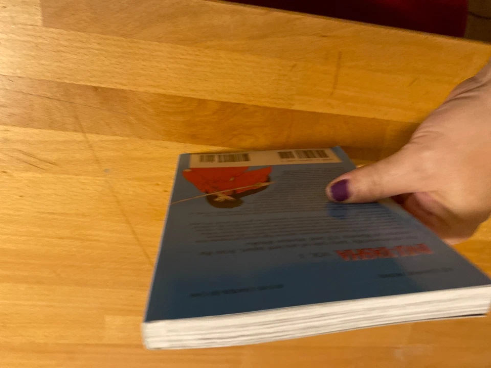 Viz Graphic Novel Inu Yasha   A Feudal Fairy Tale  Vol  5 very good condition  - Image 4 of 4