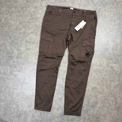 C.P. Company braune Cargohose mit ergonomischer Passform UVP 245£