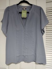 New H&M Blue Button Up Blouse size Large