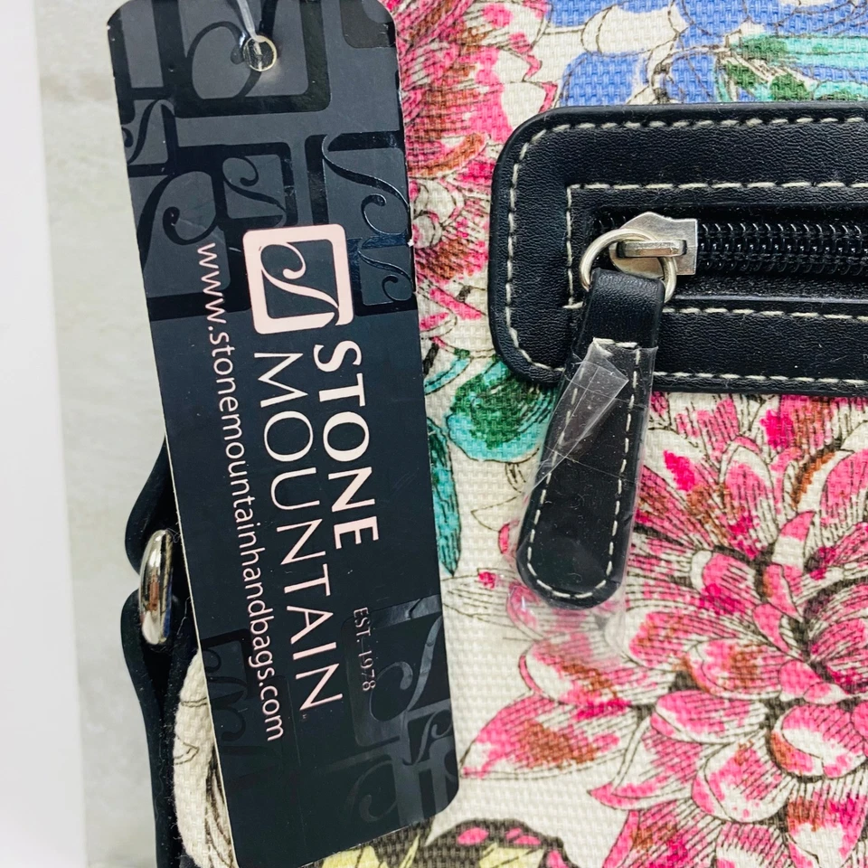 Bolso de hombro Hobo con mariposa floral de Stone Mountain USA Beige Negro Foto 3 de 4