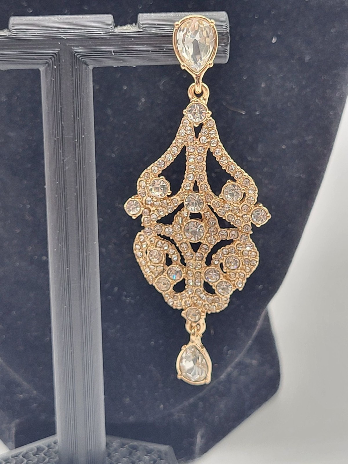 Gemma Layne Openwork Statement Drop Dangle Chande… - image 3