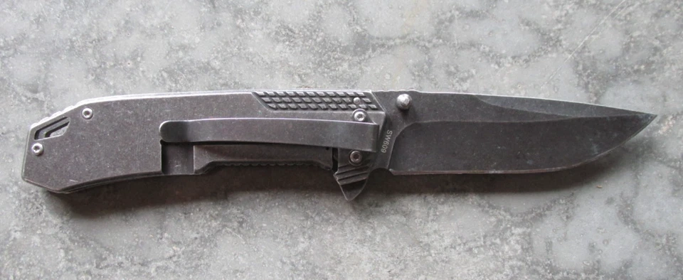 Cuchillo Smith & Wesson modelo SW609 hoja 3.55" - acero inoxidable alto carbono Foto 2 de 4