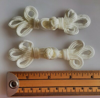 2 x große Froschverschlüsse Verschlussknopf 10,5 cm - hellcreme
