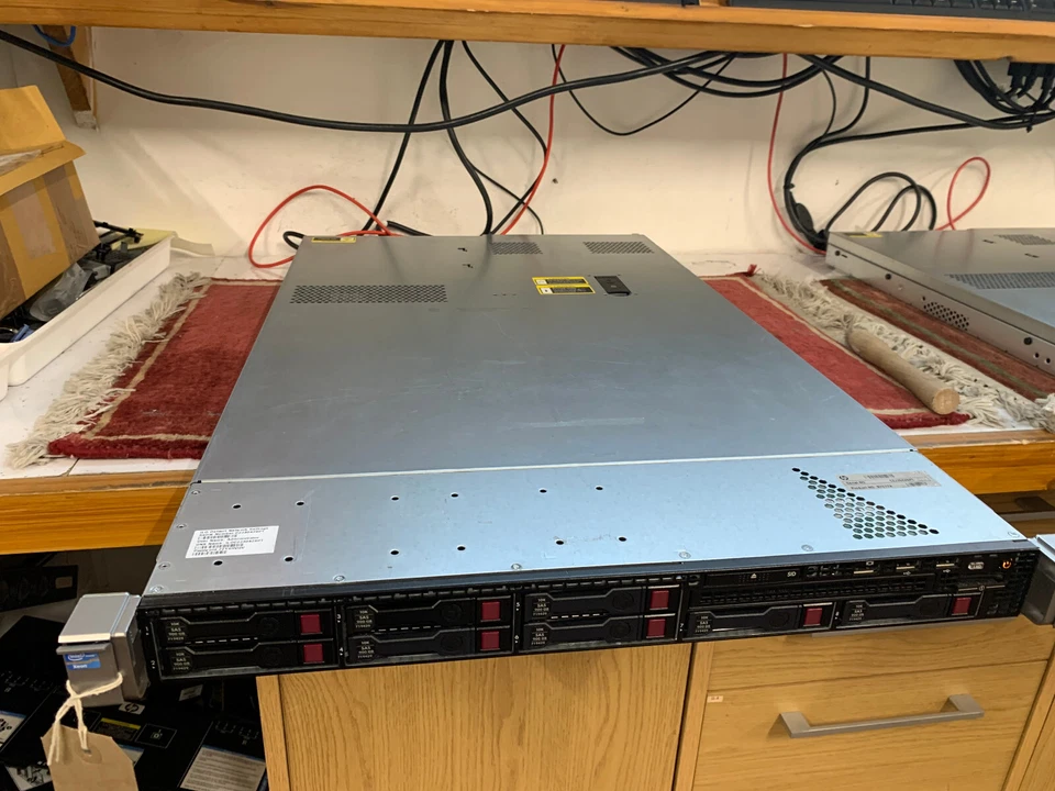 HPE Proliant DL360 GEN9 Server | Dual 2680 V4 | 8x 900GB 2,5" SAS | 64GB RAM