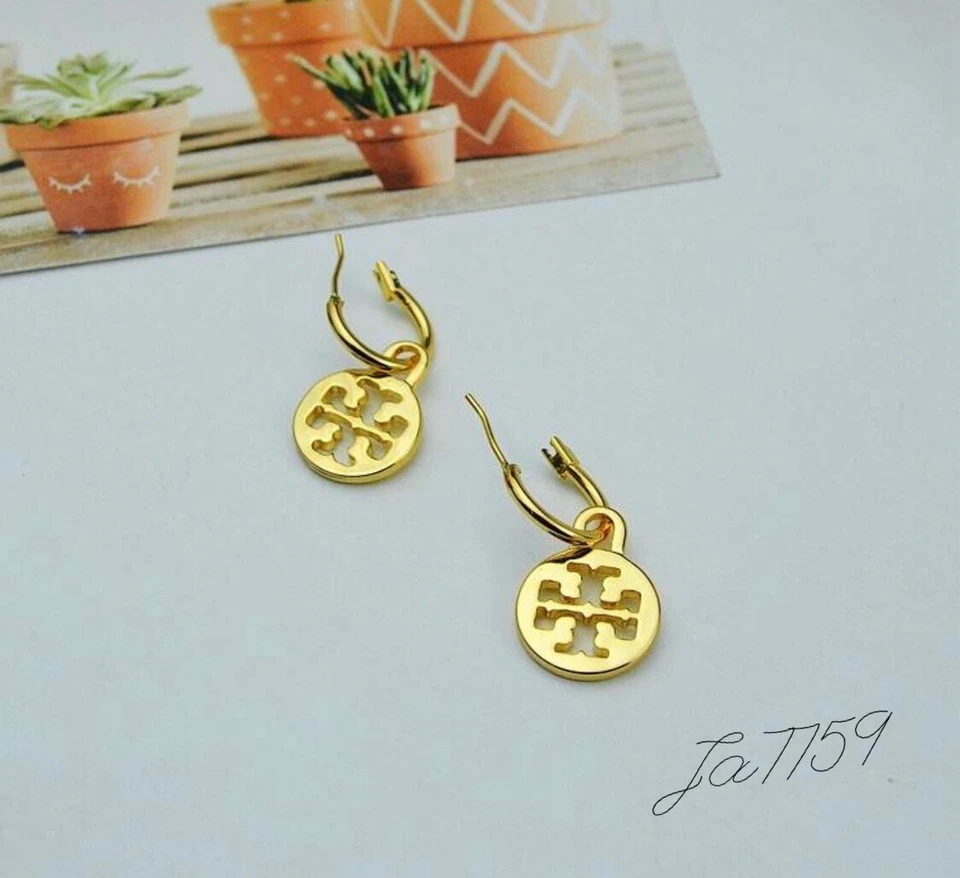 Special sale!!  Tory gold earrings - Image 2 of 4
