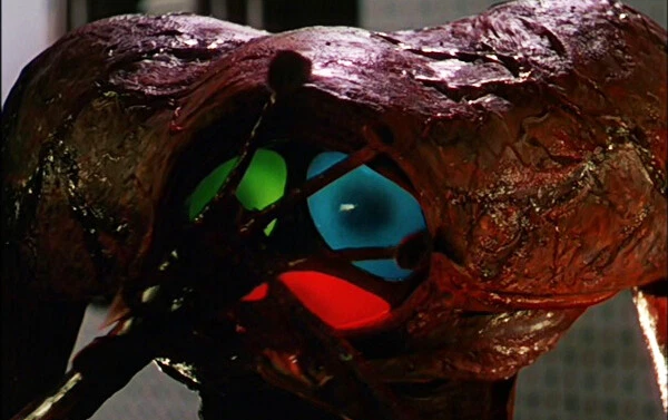 War Of The Worlds Martian Figure Model Kit George Pal 03WPH01 - Image 4 of 4