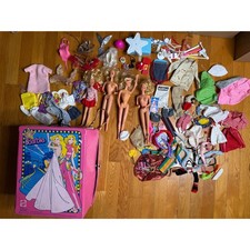 Vintage Barbie Doll Lot 4 ( 3-1966 1-1967 )Dolls + 100+ Accessories Playset
