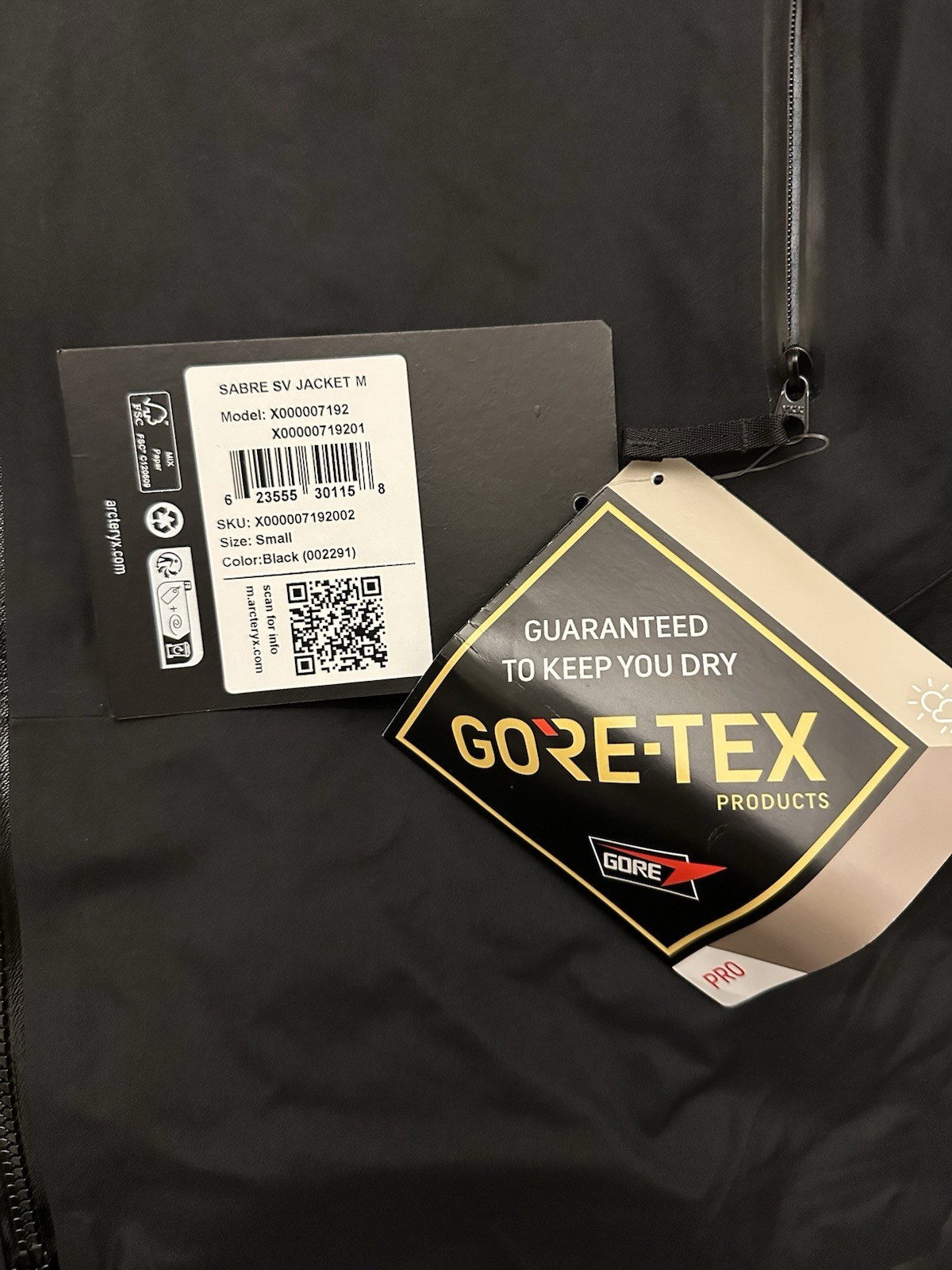 Nuovo con etichette Giacca uomo Arc'teryx Sabre SV Nero Taglia S Prezzo consigliato £ 800