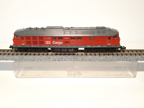 LOCOMOTORA DIÉSEL BR 232 461-4 "LUDMILA" CARGO DB ÉPOCA V MINITRIX 12508 (E908) | Zustand: Usado