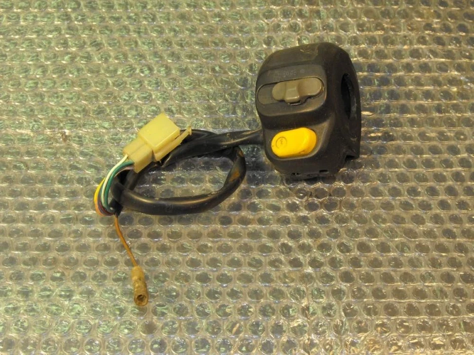 COMMUTATEUR DE LUMIÈRE DROIT POUR BENELLI K2 100 DEPUIS 2000 (e21630) - Photo 1/1