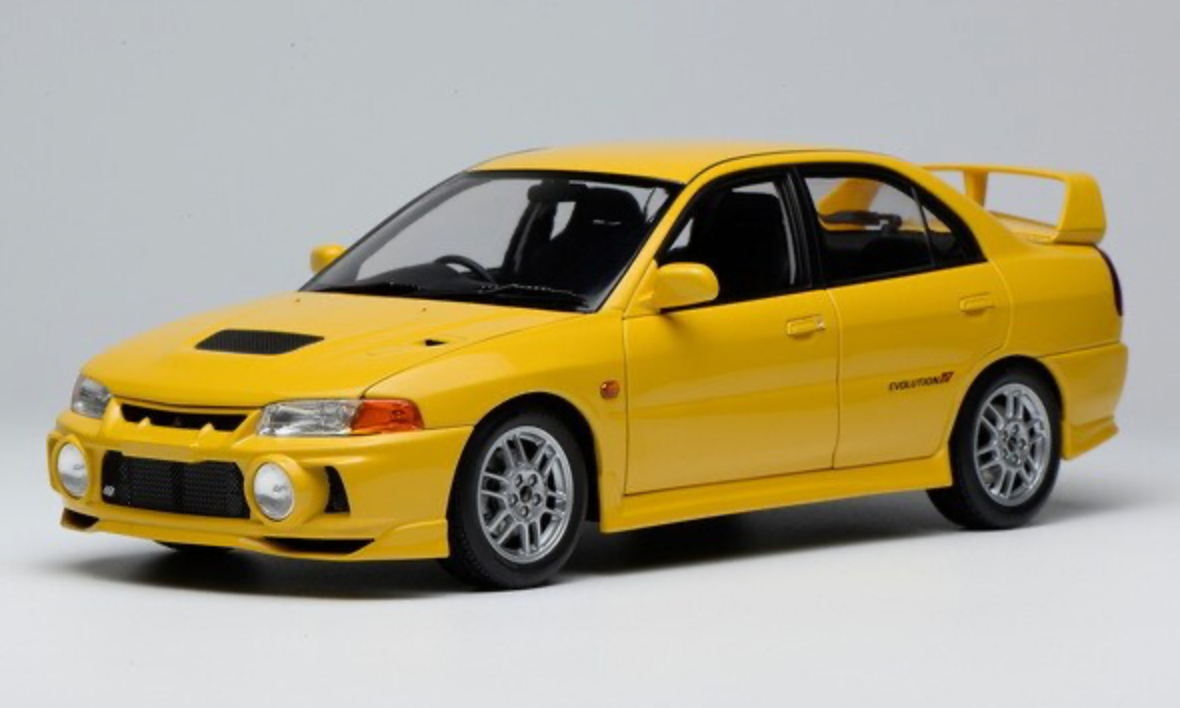 1/18 MotorHelix Mitsubishi Lancer Evolution IV Dandelion Yellow