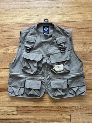Columbia Sports Fly Fishing/Hunting Vest Size Large Khaki Beige Tan - 19 Pockets