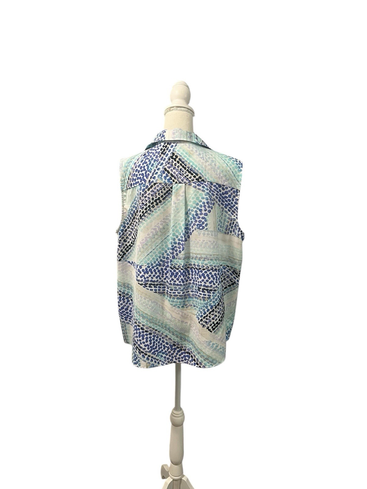 Chico’s Blue Abstract Button Up Collared Sleevele… - image 6