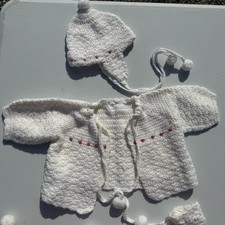 VTG Crochet Baby Bonnet Jacket And Booties