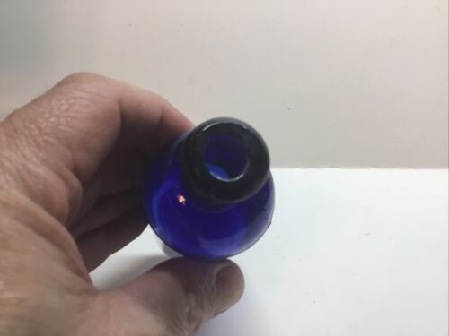 Antique 3 Piece Mold Cobalt Blue Cork Top Medicine Bottle. 3 5/8 Inches Tall. - Picture 3 of 4