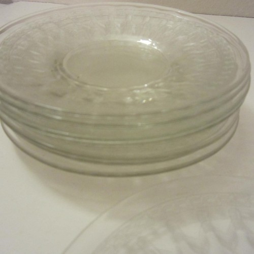 Lot of 8 Glass plates 6" diameter No chips - Picture 4 of 4