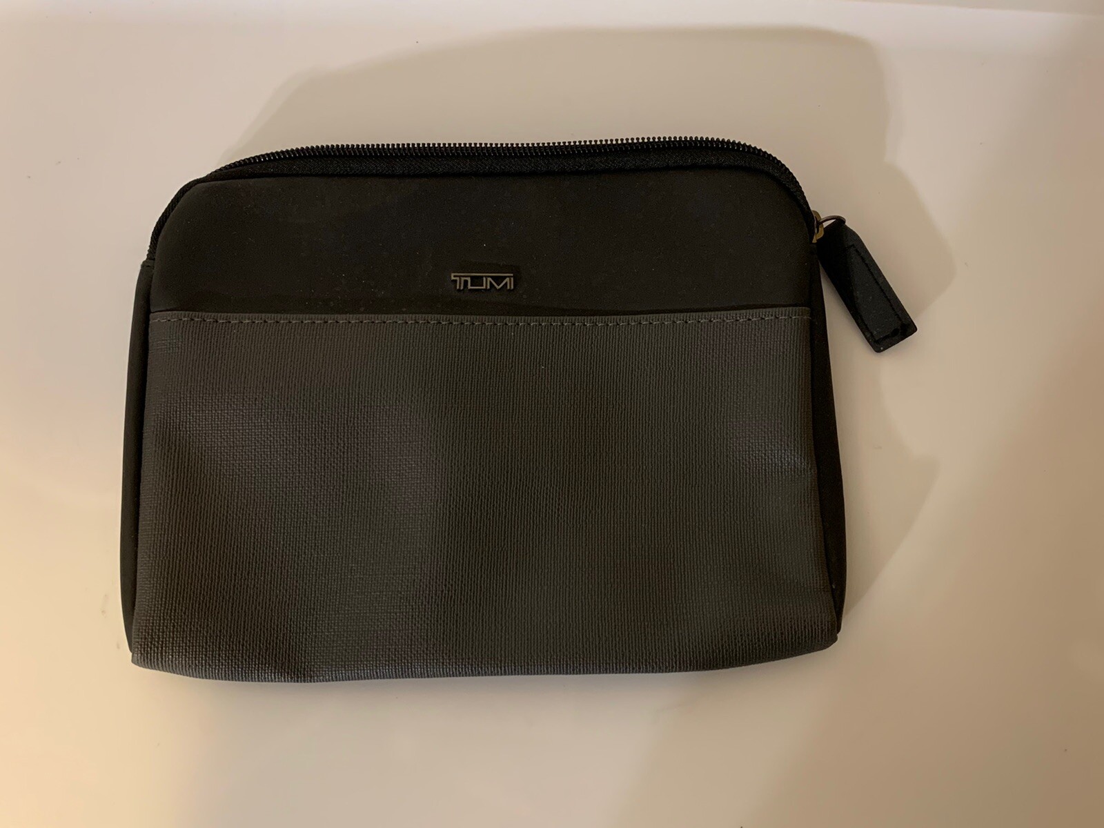 TUMI For Delta Small Zip Pouch Soft Sided Travel Case Toiletry Bag Black Grey image 7