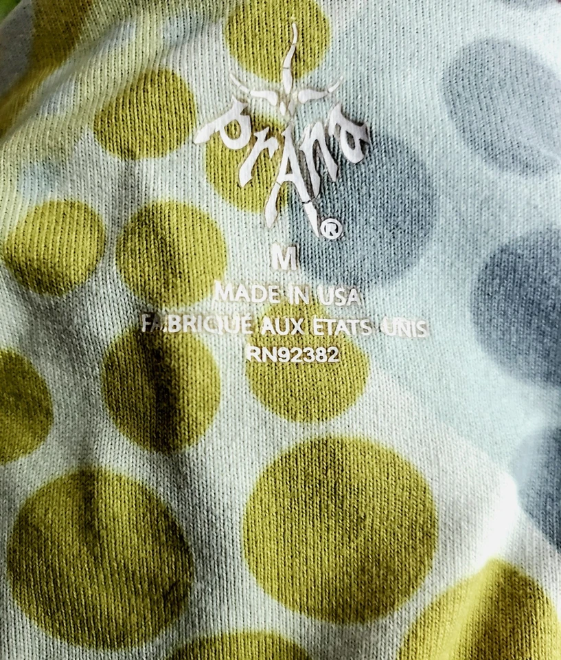 Cómoda camiseta sin mangas Prana para mujer talla mediana verde lima azul y marrón geométrica deportiva Foto 2 de 3