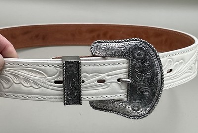 Vintage White Tooled Leather Belt 34 Cowgirl Western USA  display picture 1