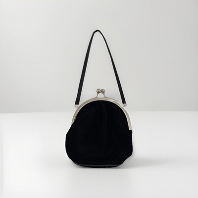 La Regale Vintage Black Velvet Evening Bag Clutch Purse Kiss Lock Silver Tone