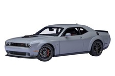 AUTOart 1/18 Dodge Challenger R/T Scat Pack Wide Body 2022 SMOKE SHOW Model Car