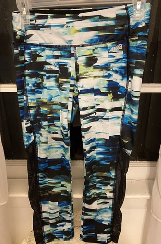 Avia Capri Leggings XS Green Glo Mesh 