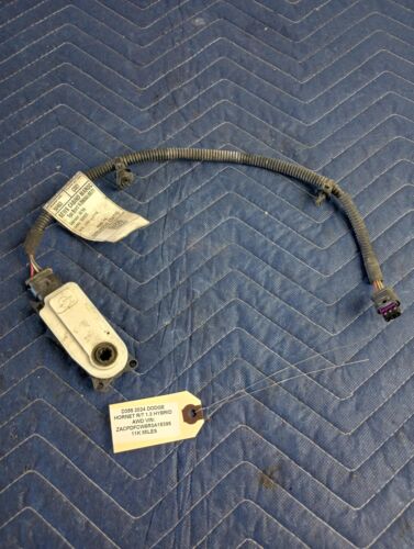 DODGE HORNET 2024 1.3L AWD Shutter Actuator Motor USED OEM 00505724430 23-24 - Picture 2 of 8