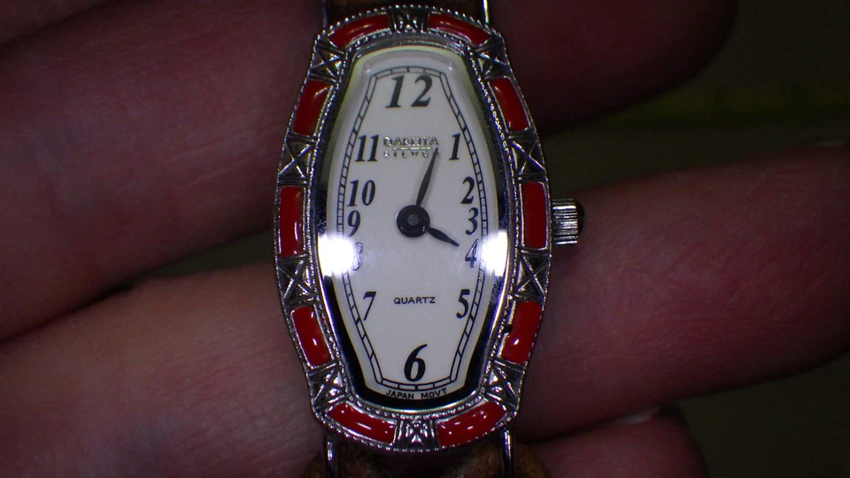 Reloj Pulsera Dakota Plata Esterlina Vintage Esmalte Rojo Foto 2 de 4