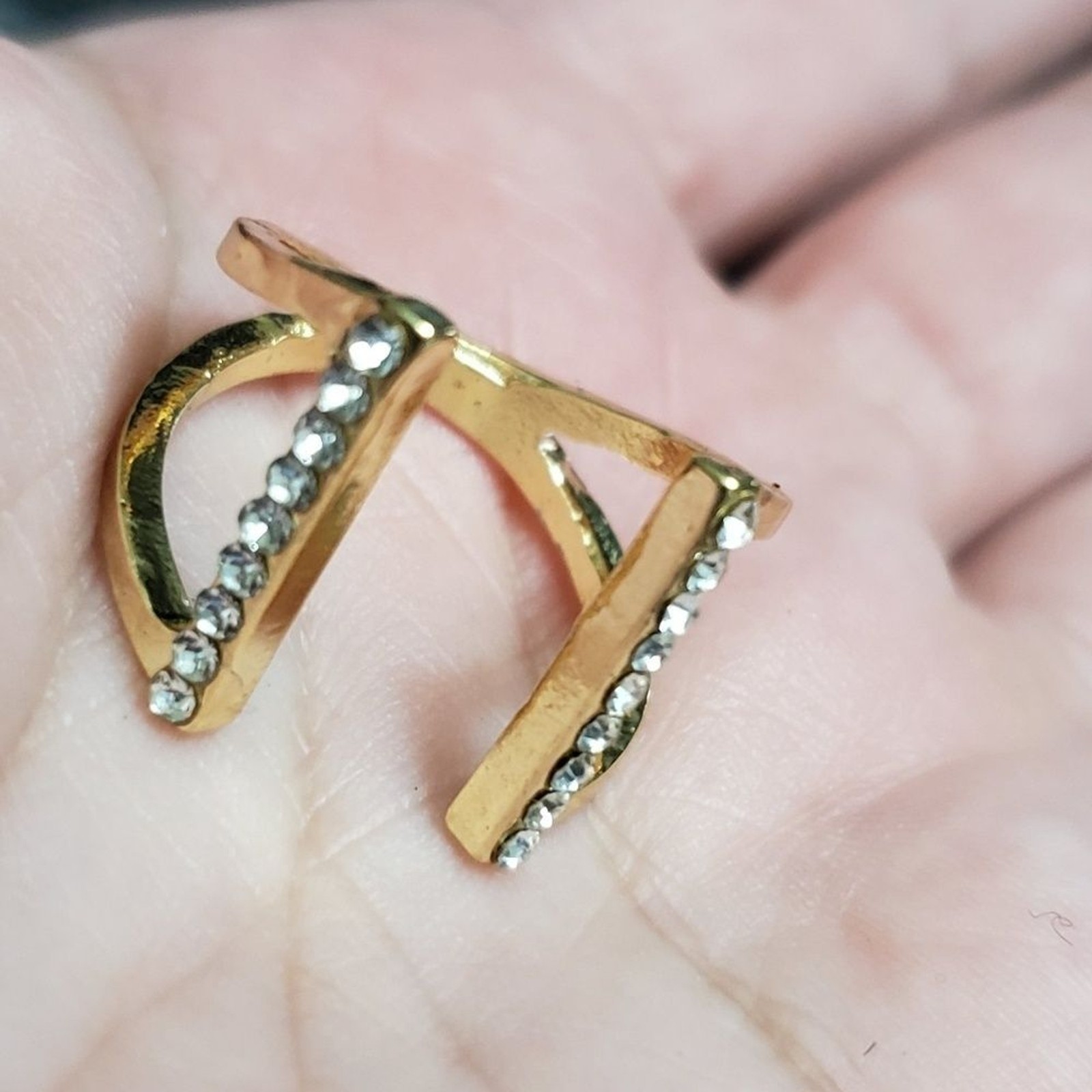 Gold tone adjustable rhinestone ring - image 8