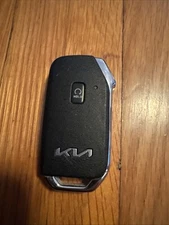NEW OEM 2021-2024 KIA SORENTO  REMOTE START KEY FOB SY5MQ4FGE05 95440-P2000