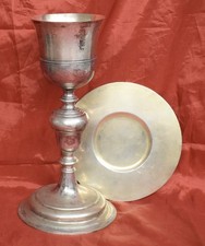 relic reliquary reliquia  goblet chalice calyx CALICE E PATENA in argento 1700