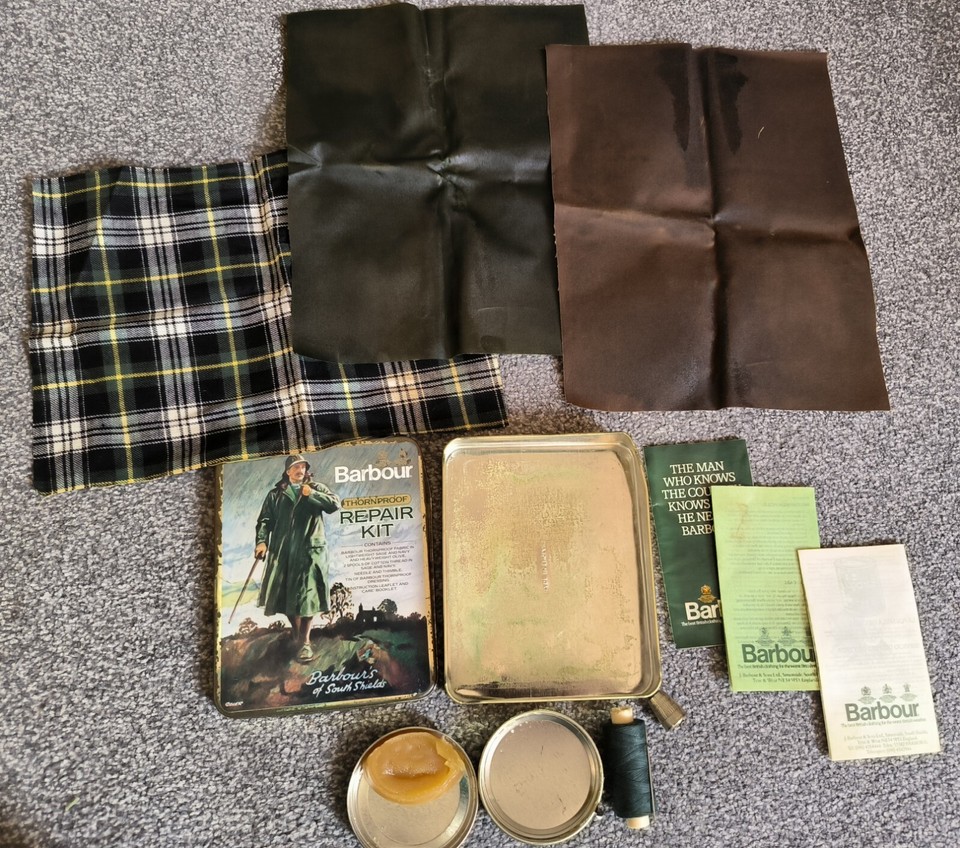 Barbour Solway zipper 1970s Large brown wax jacket with hood belt and