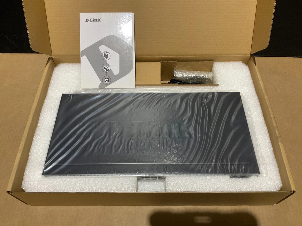 D-Link SmartPro 48 port Gigabit + 4 port 10 Gigabit SFP+ Switch DGS-1510-52X ✅❤️ - Image 3 of 4